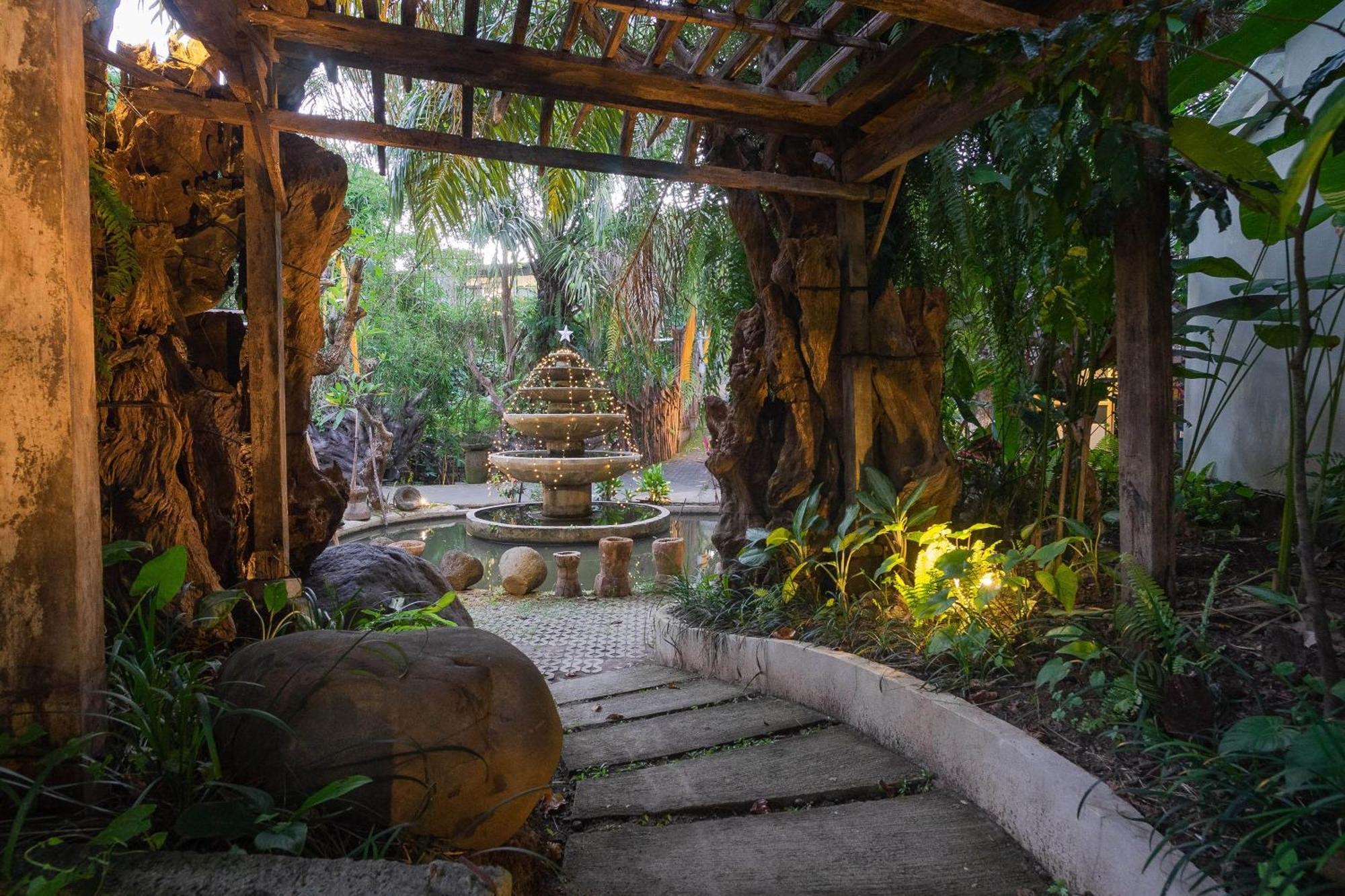 Nayaka Living Ubud Exterior photo