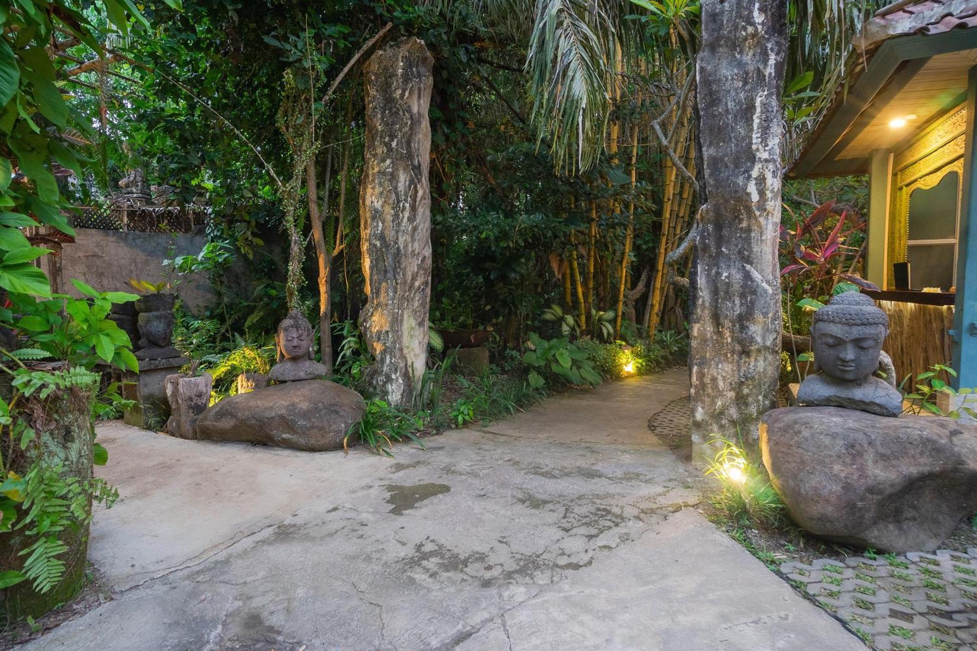 Nayaka Living Ubud Exterior photo