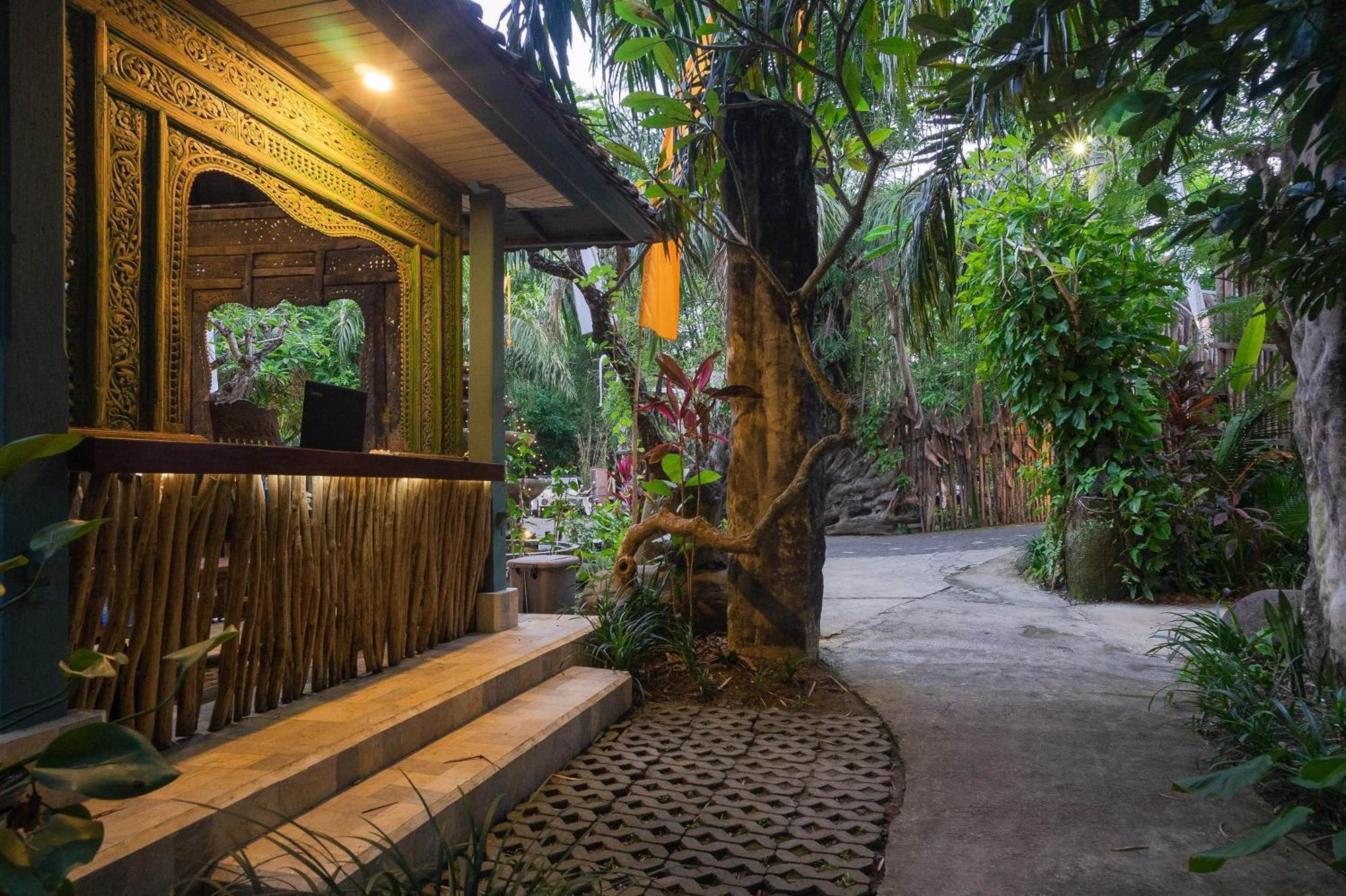 Nayaka Living Ubud Exterior photo