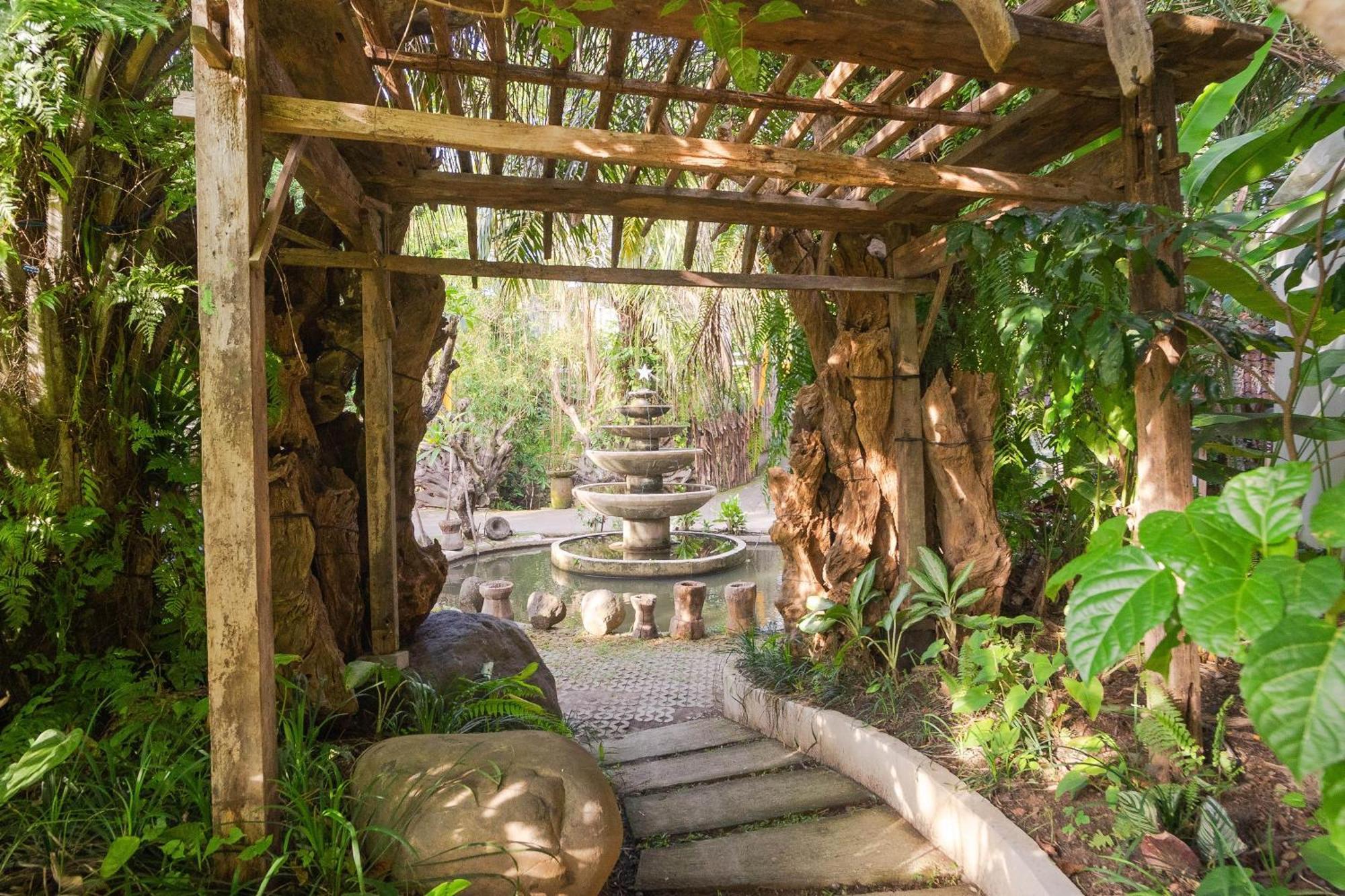 Nayaka Living Ubud Exterior photo