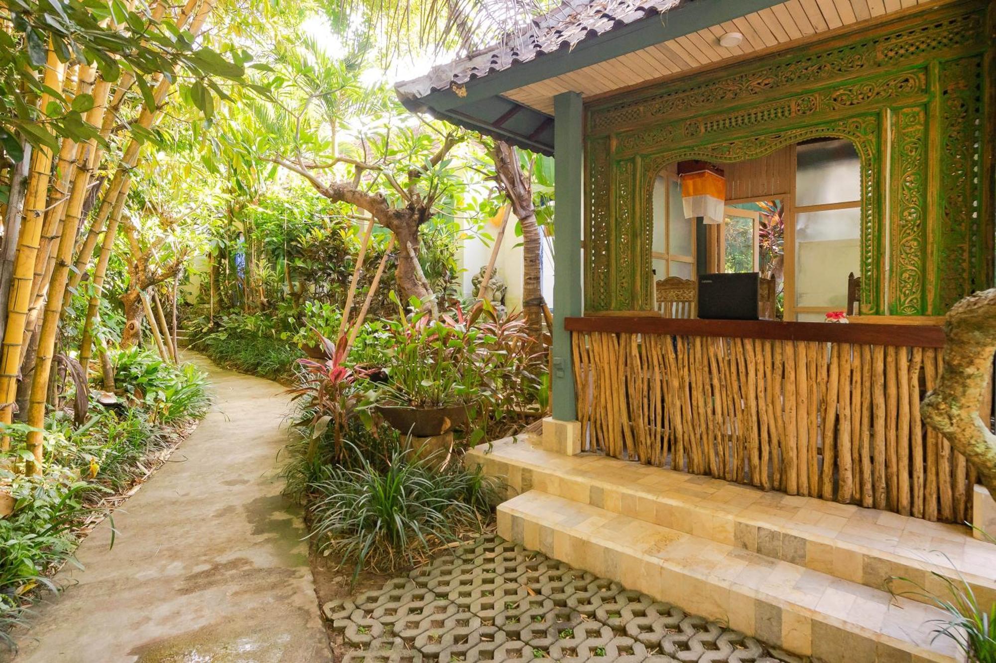 Nayaka Living Ubud Exterior photo