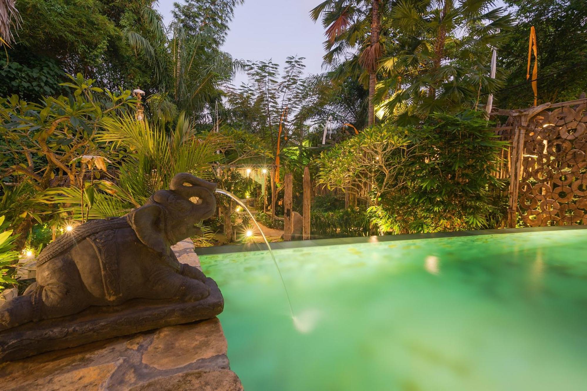 Nayaka Living Ubud Exterior photo